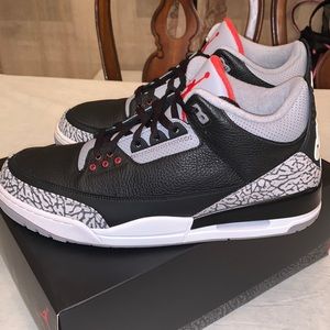 Air Jordan cement black 3 OG